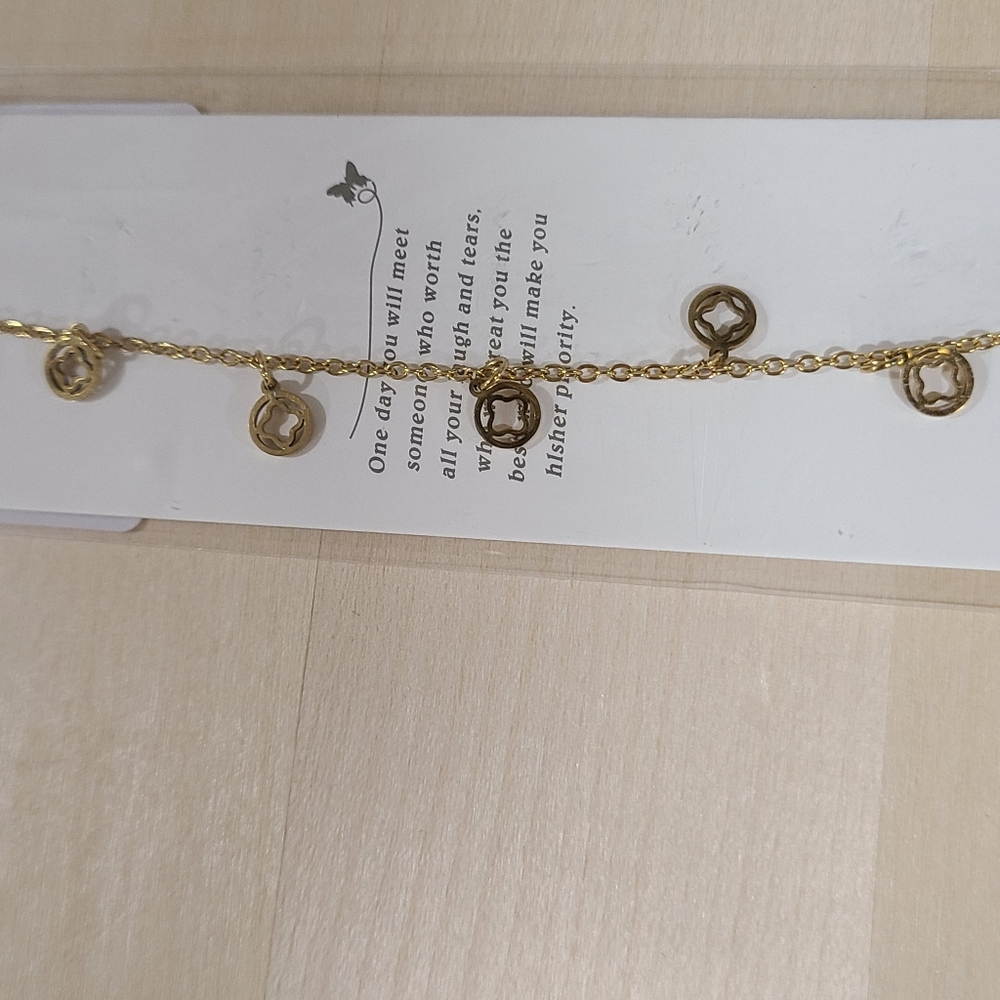 💛💛NEW💛💛 CUTE!! 18kt Gold Plated over SS Hollow Cut Clover Bracelet - Picture 11 of 16